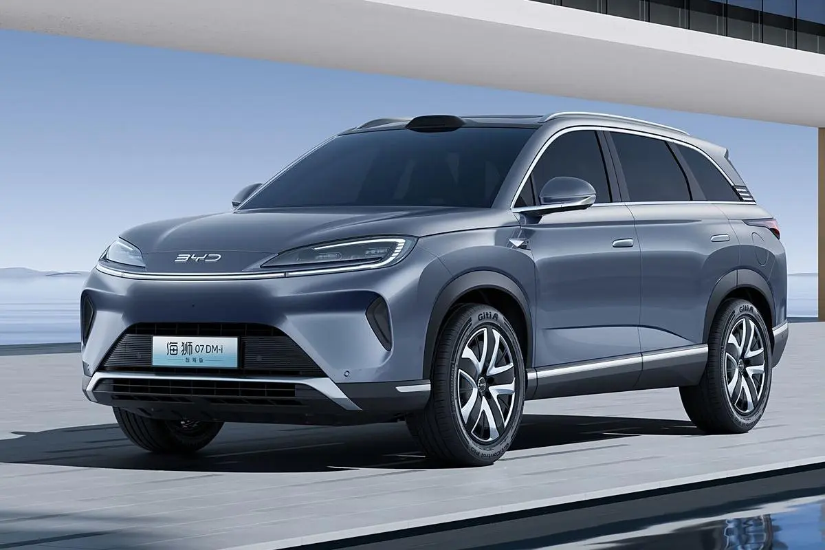 BYD Sealion 7 DM-i 2025 DM-i 150 Pilot Edi...